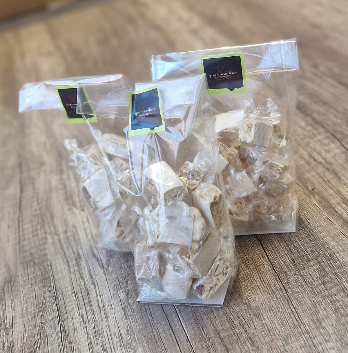 Nougat blanc au miel de montagne Gourmandises & Cie, sachets rubannés